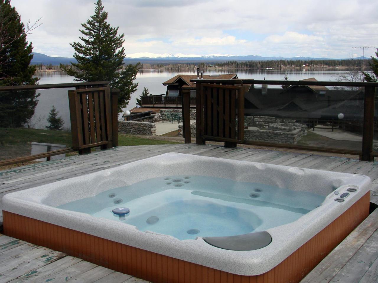 Eagle'S Nest Resort Anahim Lake Экстерьер фото
